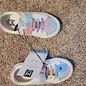 Toddler Girls Shoe Velcro Sneaker Rainbow Sizes 8, 9 NWT 🌈